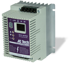 Image for 1.5HP LENZE SCL VFD 200-240V 1PH INPUT SL215S